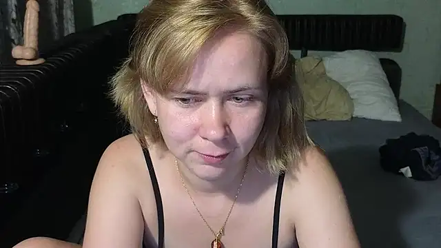 Riley_Roo XXX чат на живо