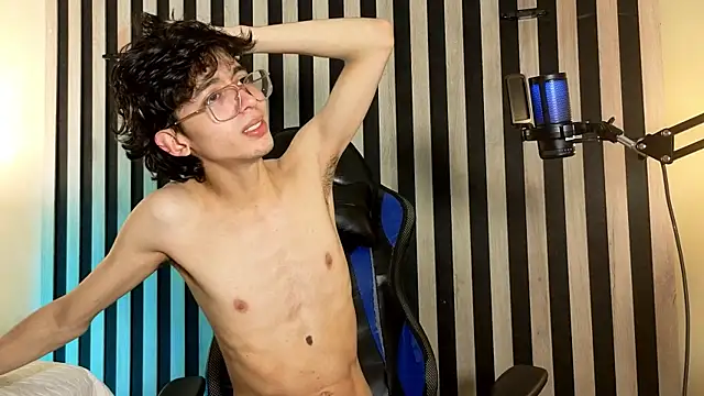 Twink_Sebas7 Live XXX-chat
