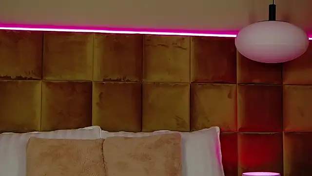 KenyaCruz Chat XXX live