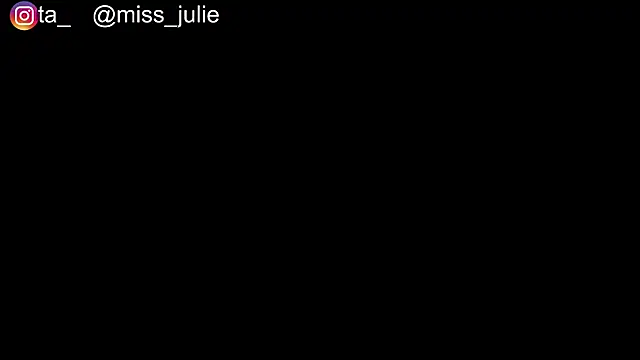 Julieta_Russell: онлайн-секс-чат
