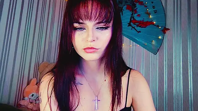 ArianaLight Adlı Modelin Canlı XXX Sohbeti