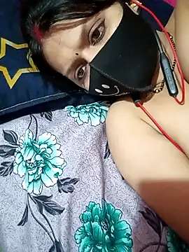 XXX chat uživo modela ZOYA-STRIP