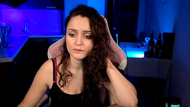 Cerann1 Adlı Modelin Canlı XXX Sohbeti