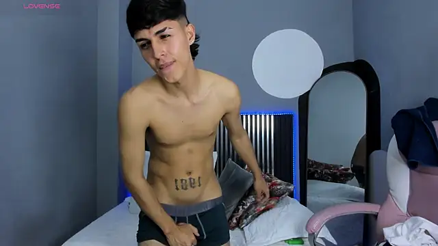 Axel_MendozaaのライブXXXチャット