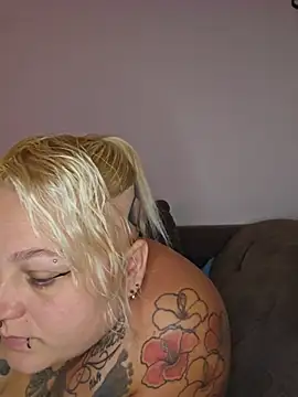 PEGGY_S' Live XXX Chat