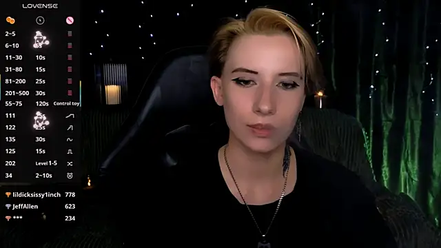 _Shadow_devil__'s Live XXX Chat