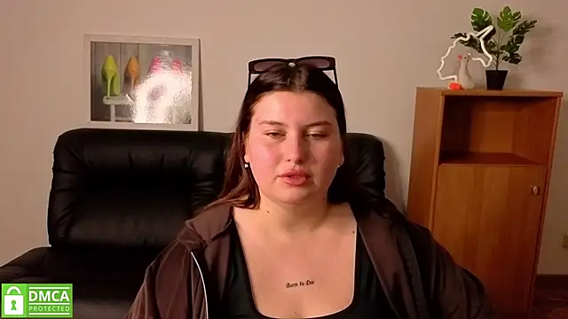 Katina_deeplou4's Live XXX Chat