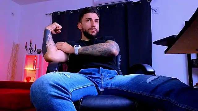 دردشة MightyAaron66 الجنسية المباشرة