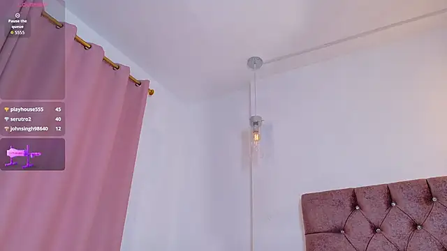 scarlettt_moon's Live XXX Chat
