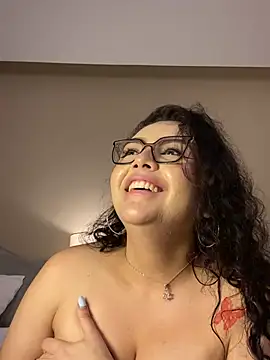 AlmaraRouge Chat XXX in diretta