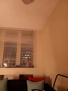 ORUOMA Live XXX-chat