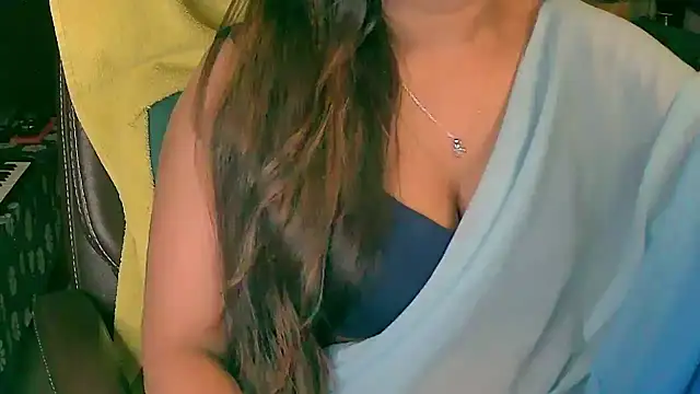 Cute-Tara Chat XXX in diretta