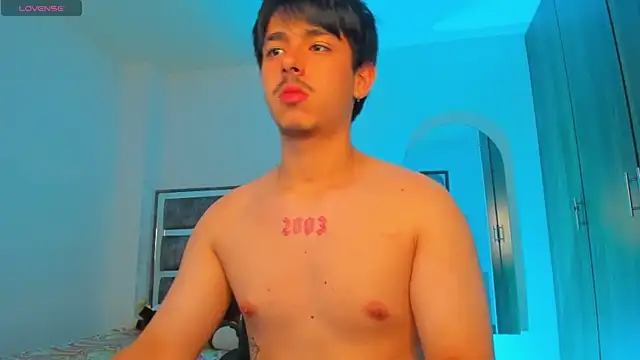 Maximo_Miller's Live XXX Chat