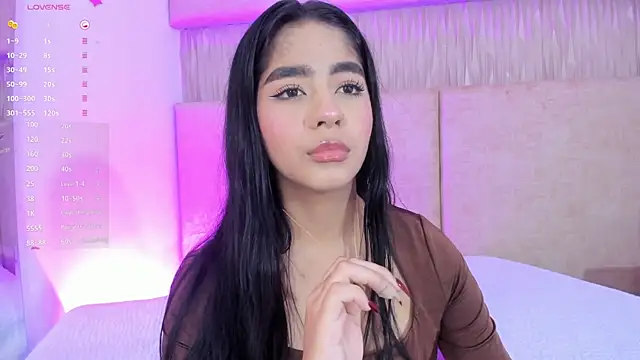 _kyraa_ Live XXX-chat