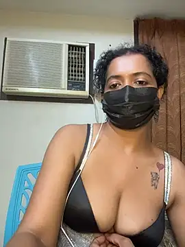 TeddyLover5 Adlı Modelin Canlı XXX Sohbeti
