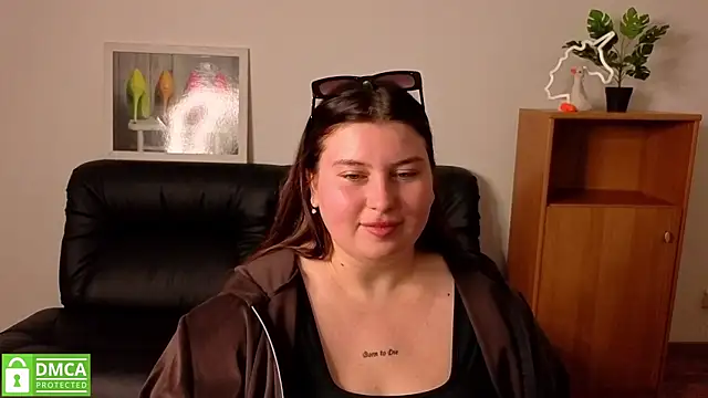 Katina_deeplou4 – Live XXX-chat