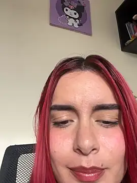 Chat +18 de Soffi_hoot ao vivo