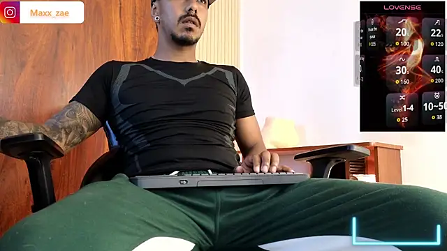 Latinmoster_boss Live XXX Chat