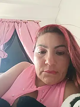 Agata_Traviesa 现场XXX聊天