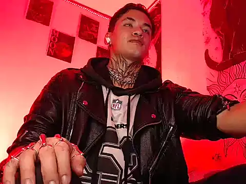 AlecBanne_ webcam show