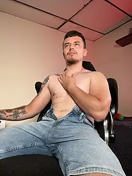 james_connor2: онлайн-секс-чат