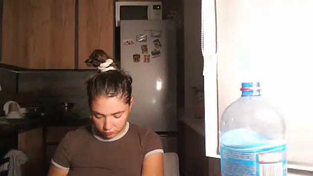 Chat +18 de delightful_sofi ao vivo