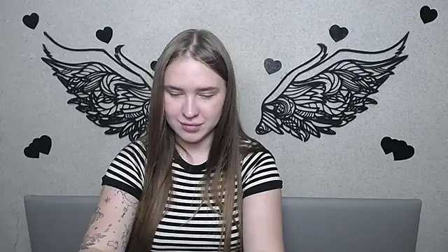 LauraHlot's Live XXX Chat