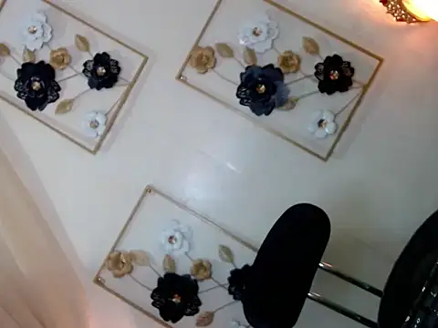 pixie_morgana Pertunjukan Webcam