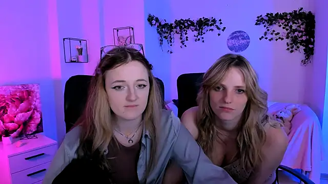 Chat XXX en directo de luna_berryy