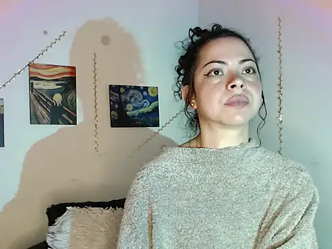 Lucyliu Chat XXX in diretta