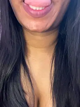 Webkamerová show Tamil_Maaya