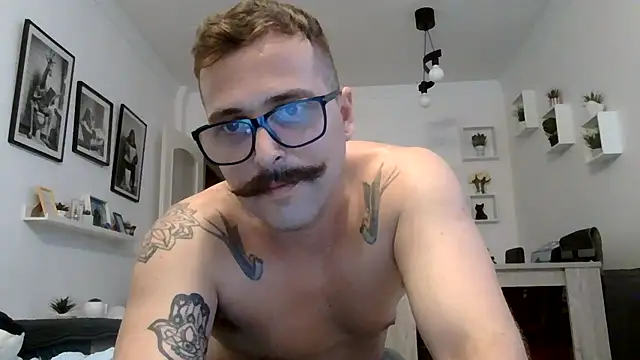 yanick931 Live XXX-Chat