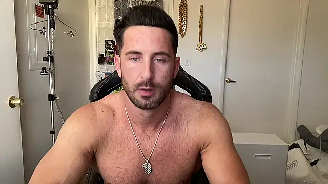 brettmycles28's Webcam Show