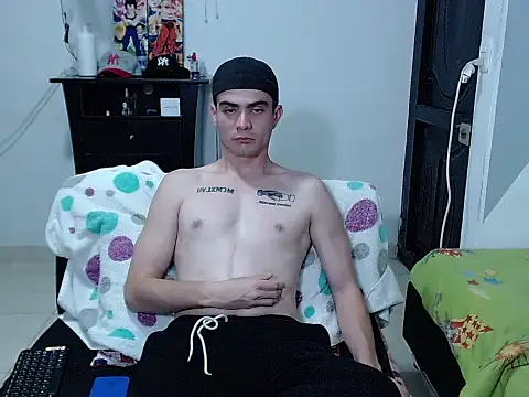 Zac_Efront live XXX chat