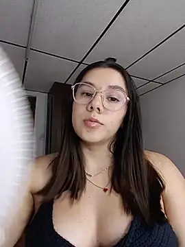 EmmaSulivan Chat XXX in diretta