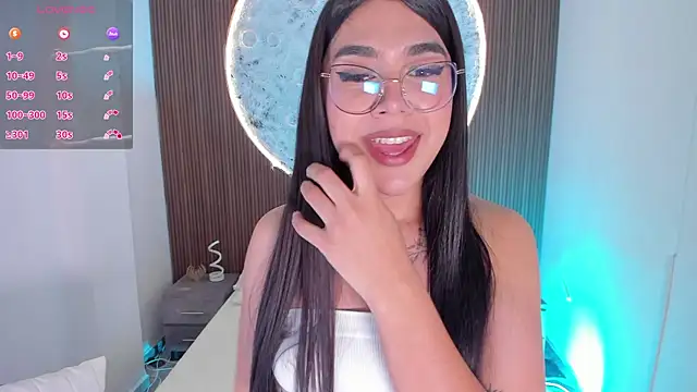 RoseCassie Chat XXX live