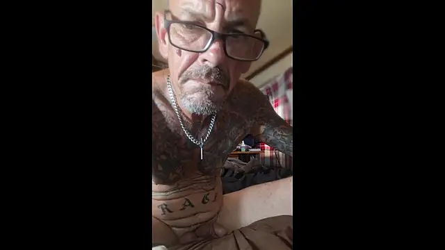 Chat XXX en directo de deepstroker42071