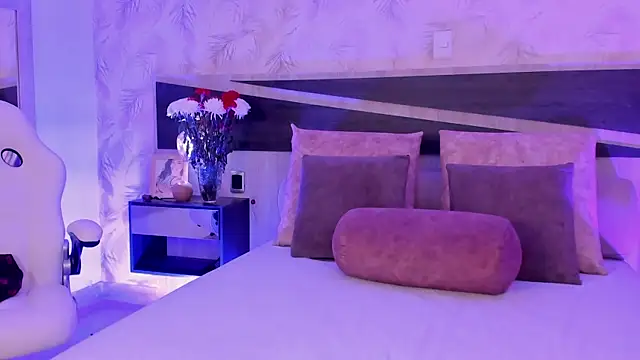 Natalia_Cruzz Adlı Modelin Canlı XXX Sohbeti