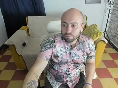 mike_lovers_'s Live XXX Chat