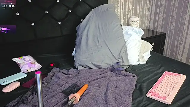 Živý XXX chat Alicee_Moonn