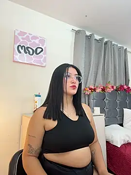 Isabella_Roses_'s Live XXX Chat