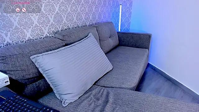 NohaCooper Chat XXX in diretta