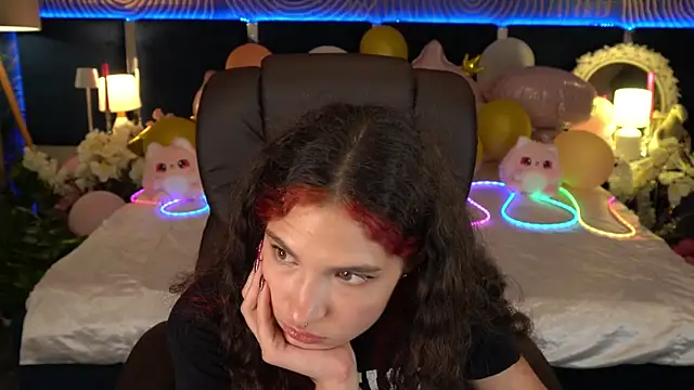 BabyFlowerr's Live XXX Chat