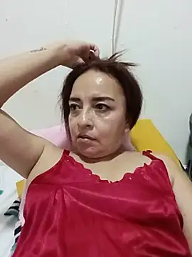 tany90's Live XXX Chat