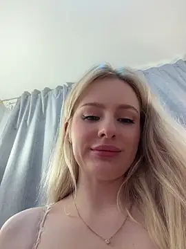 צ'אט XXX בשידור חי של CaseyCumFace