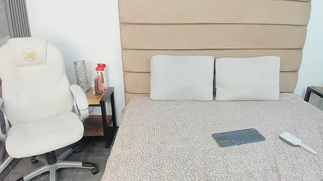 laurenn_moore élő XXX-chatje
