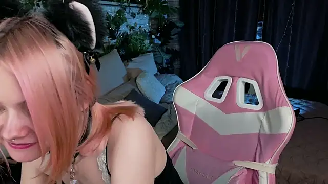 Miiu_miiu Chat XXX in diretta