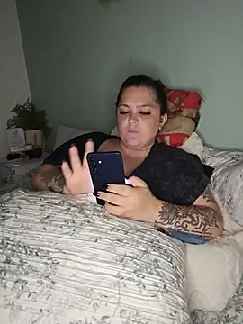 Saucy-Serenity's Live XXX Chat