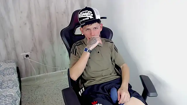 Hot_athletes_ – Naživo XXX chat