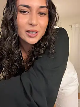 Yasmine-blue live XXX chat
